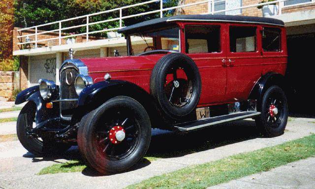 Willys Knight Model 70A sedan